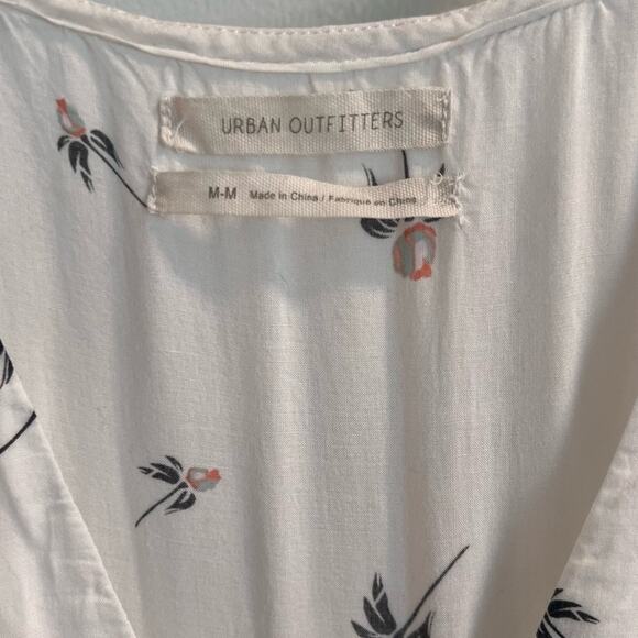 Urban Outfitters Melanie Button Down Lightweight Floral Midi Dress Size M - Picture 6 of 13